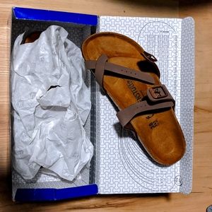 Birkenstock Mayari Sandal